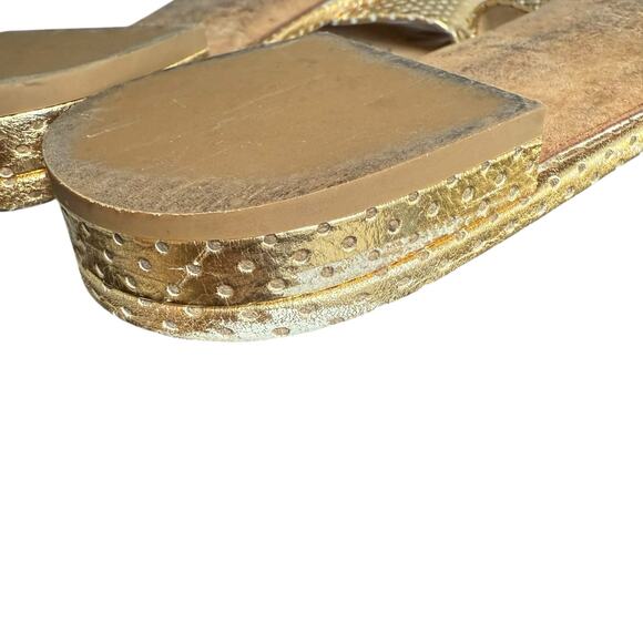 Chanel Gold Laminated Lambskin CC Logo Slide Sandals Mules Size 40 - Picture 4 of 11